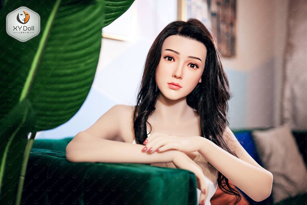 168cm5ft6 C-cup – Candice Hart (10) 168cm5ft6 C-cup Silicone Head Sex Doll – Candice Hart