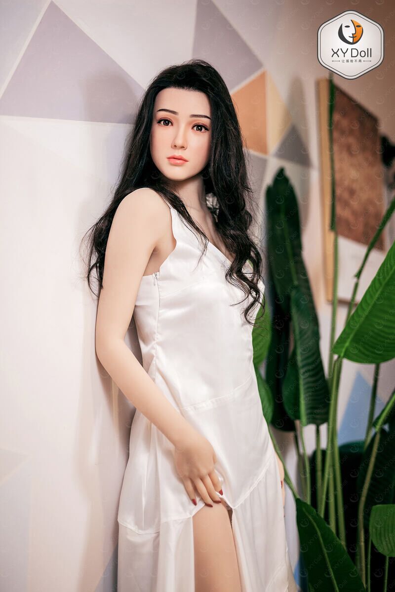 168cm5ft6 C-cup – Candice Hart (2) 168cm5ft6 C-cup Silicone Head Sex Doll – Candice Hart