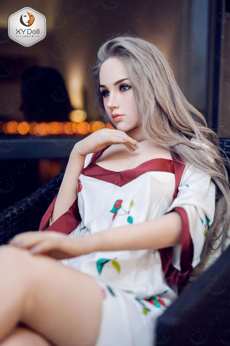 168cm5ft6 C-cup – Marcia (3) 168cm5ft6 C-cup – Marcia