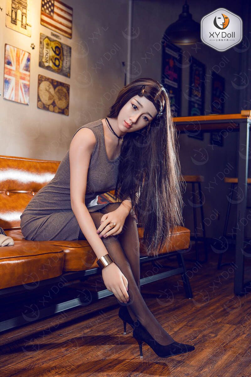 168cm5ft6 C-cup – Mona (1) 168cm5ft6 C-cup – Mona