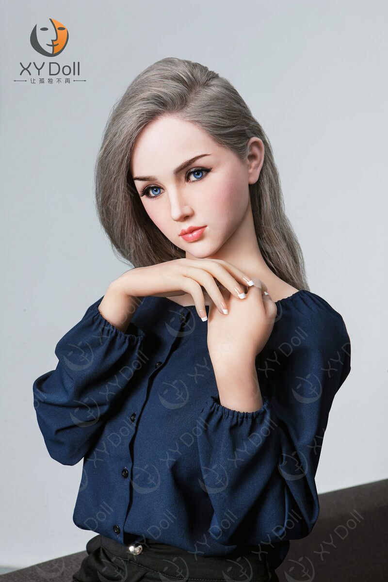 168cm5ft6 C-cup – Joan