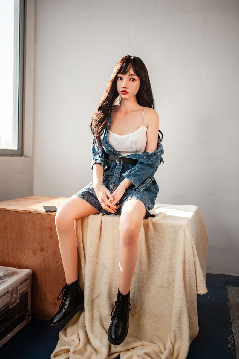 158cm5ft2 C-cup Silicone Head Sex Doll – Puffs(3) 158cm/5ft2 C-cup Silicone Head Sex Doll – Puffs